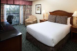 Red Lion Hotel Redding Oda fotoğraf