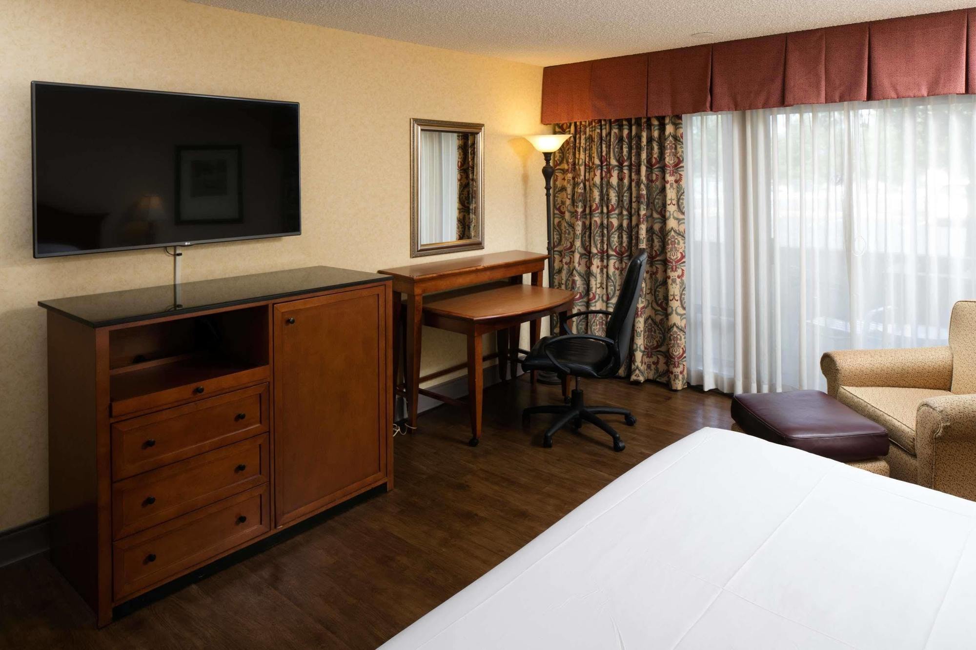 Red Lion Hotel Redding Dış mekan fotoğraf