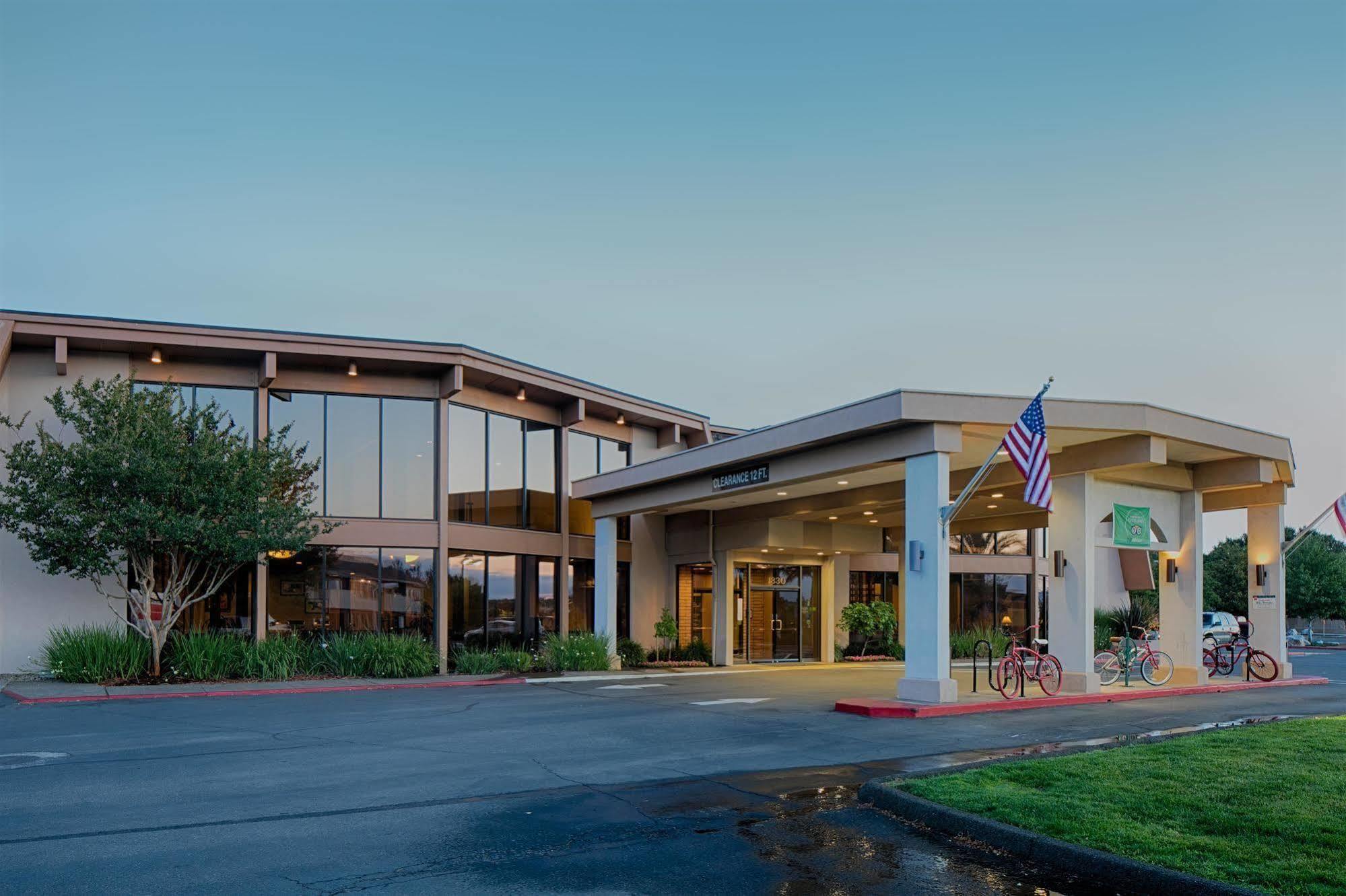Red Lion Hotel Redding Dış mekan fotoğraf